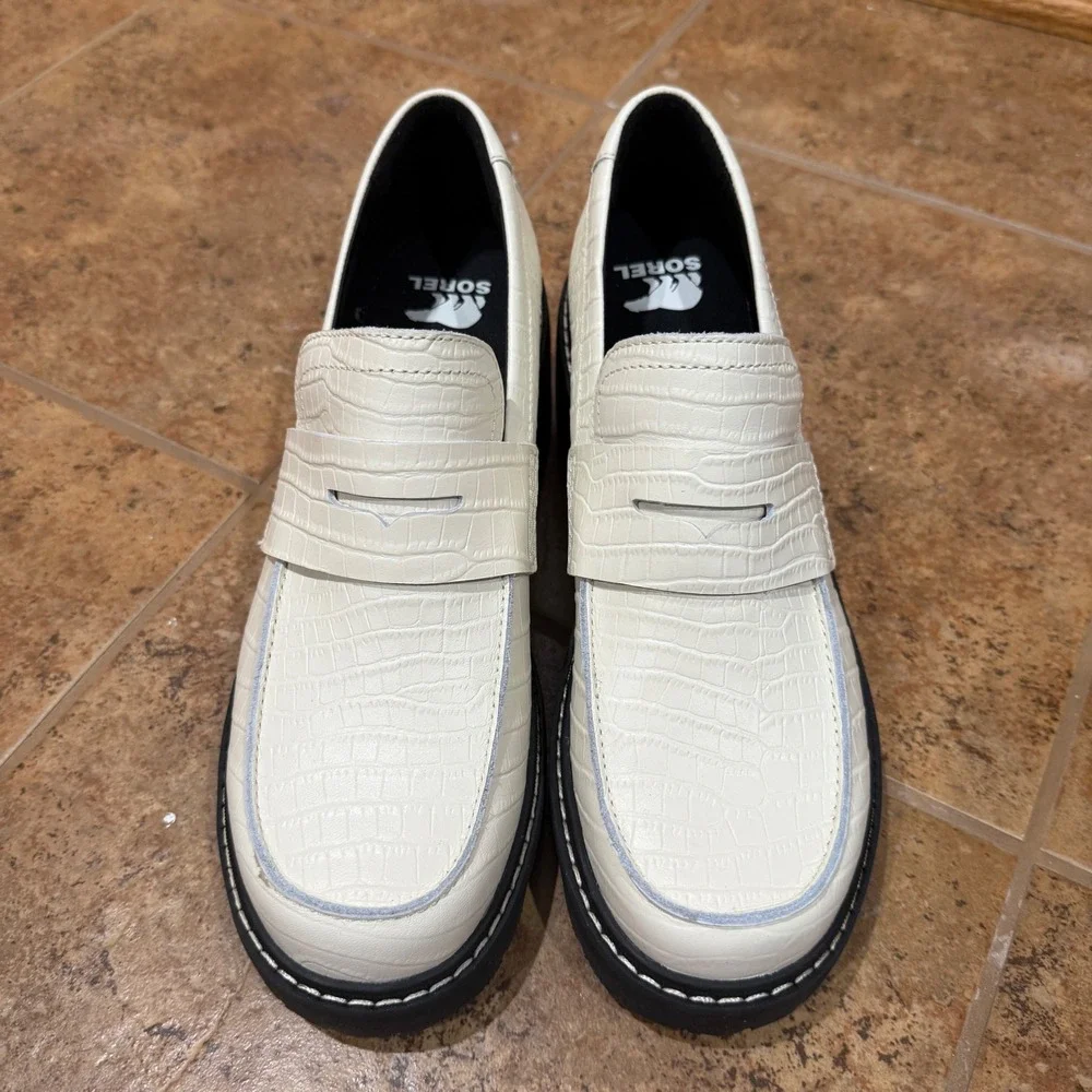 Sorel Joan Now City Loafers White Croc Embossed Leather Lug Sole 9.5 NWOB Chunky